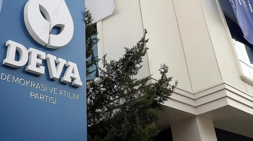DEVA Partisi’nde istifa depremi: 2 vekil CHP’ye katılıyor
