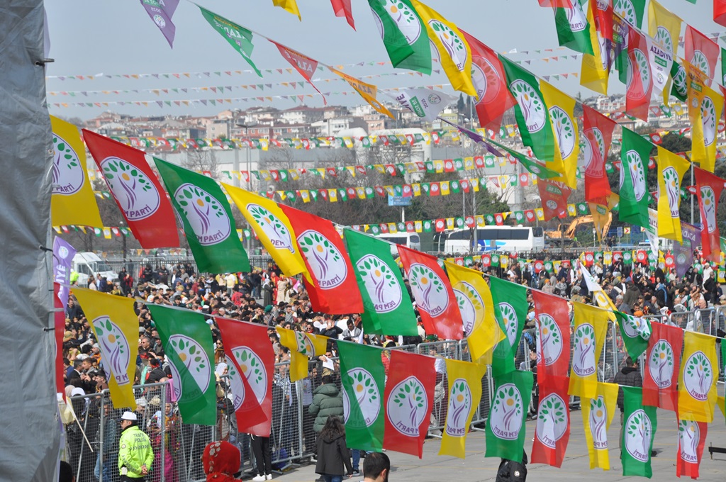 DEM Parti’den cezaevine barış ziyareti