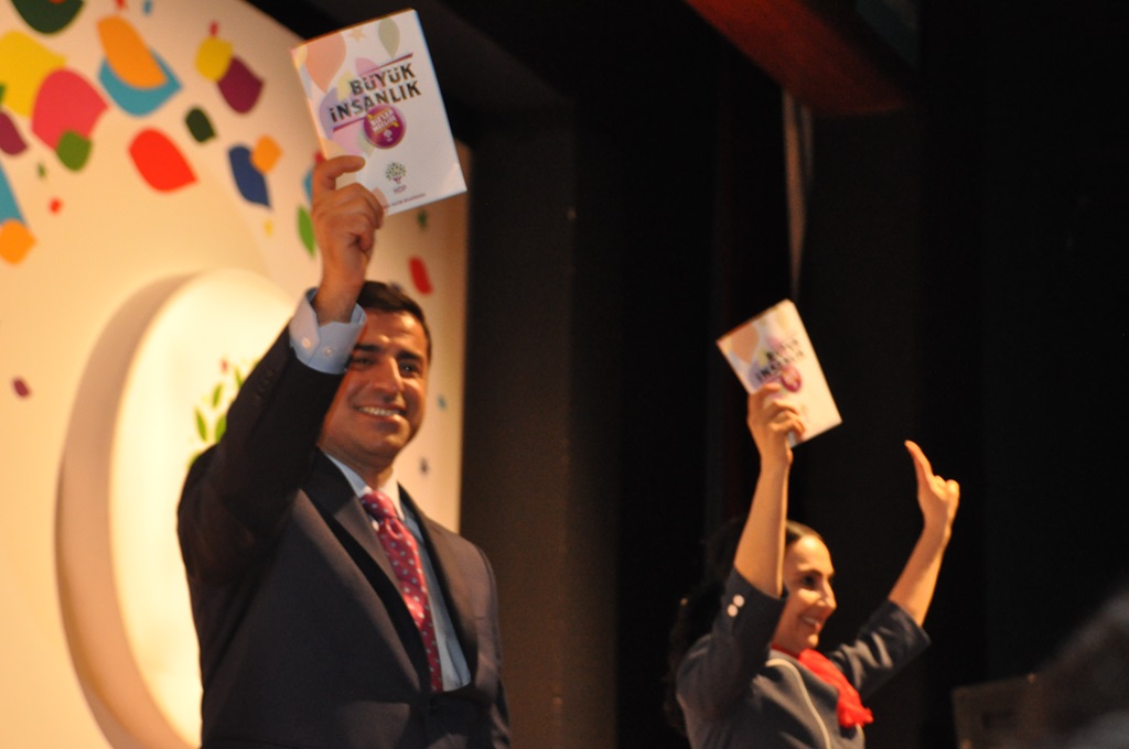 🔴 SON DAKİKA: Demirtaş ve Yüksekdağ’a tahliye yolu yine kapandı