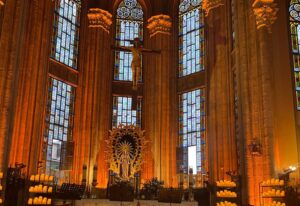 Katolik kilisesine saldırı: Çok sayıda ölü ve yaralı var