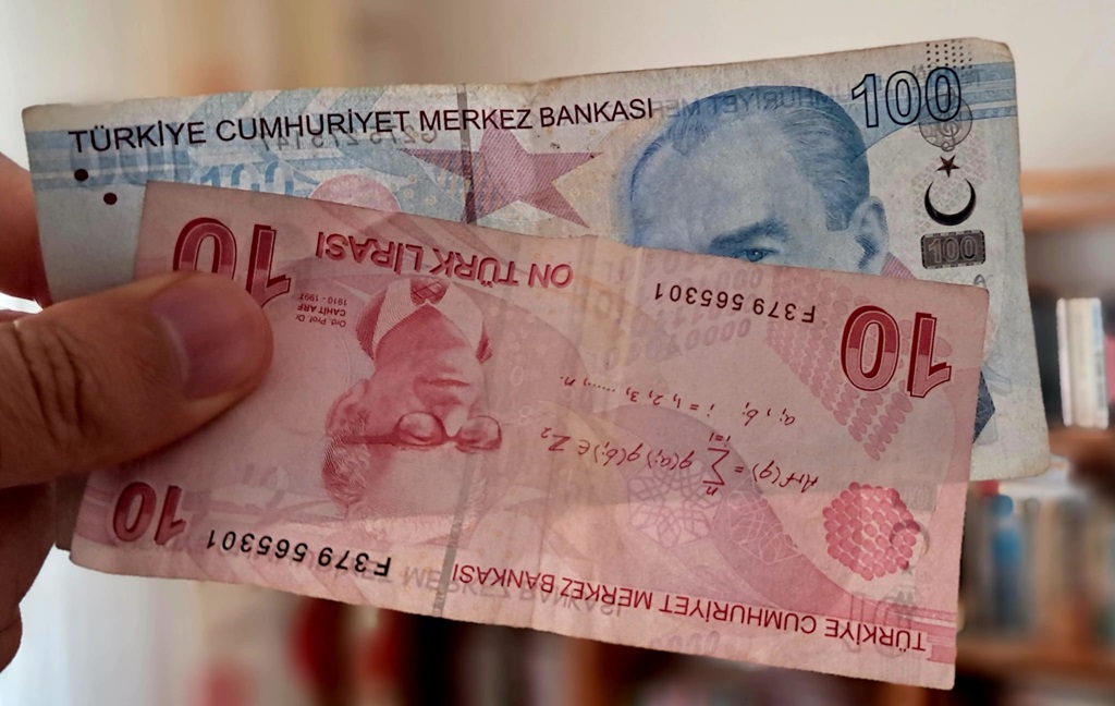 Kamuda zam pazarlığı sona erdi: Toplu sözleşme imzalandı