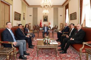 Tüm partiler ‘çözüm süreci’ için bir araya geldi