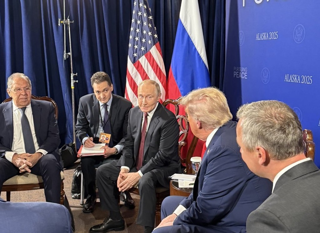 🔴 SON DAKİKA | Trump-Putin görüşmesi başladı