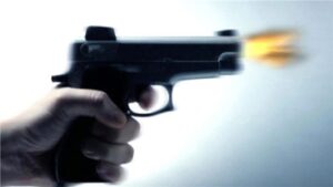 Polis karısını öldürdü